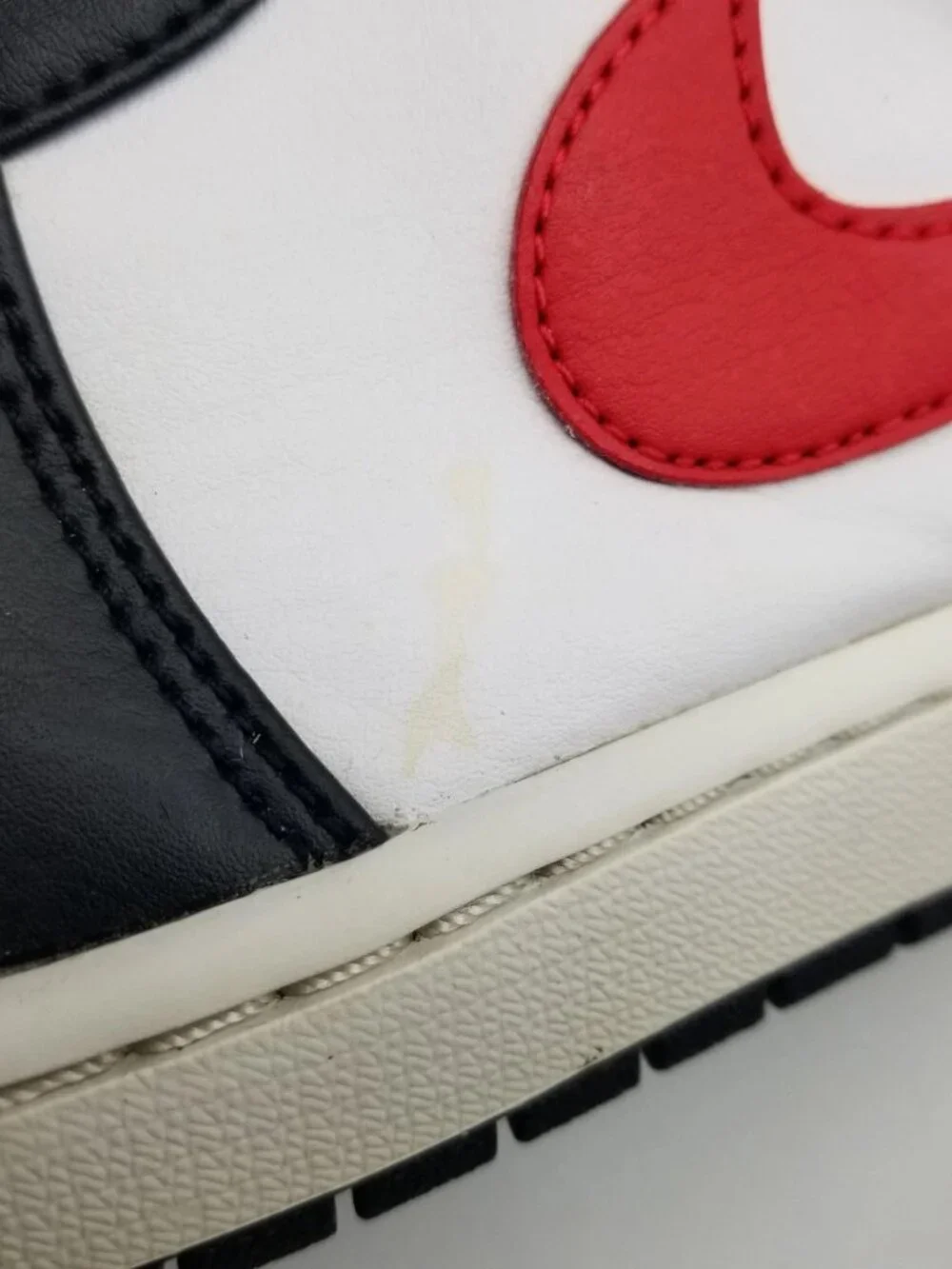 Air Jordan 1 Mid Shoes Mens Size 13 Bred Toe 554724-079 Nike Basketball Sneaker